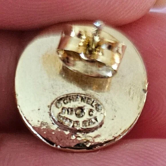 CHANEL Gold and White Earrings - Picture 3 of 6